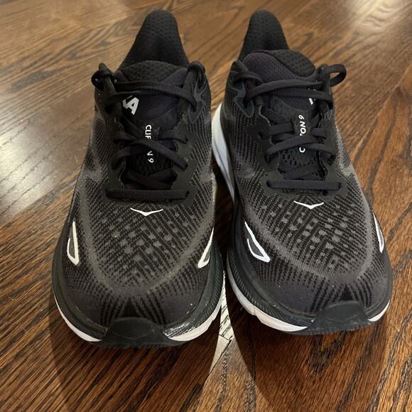 Hoka One One Clifton 9 Wide Women's 8D Black White Running Sneakers 1132211 - Picture 3 of 9